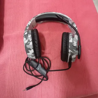 Auriculars Gaming Camuflaje amb logo Playstation.