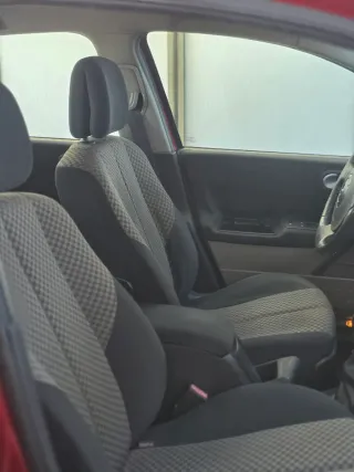 Renault Megane 1.4 Expression Confort