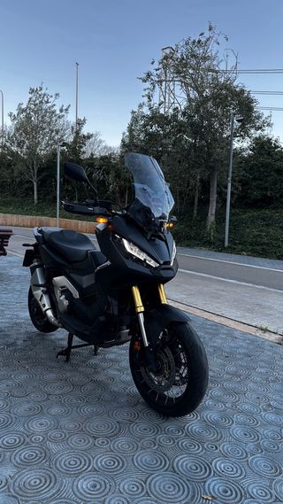 Honda X-ADV 750 Negro Mate