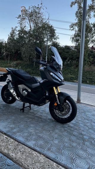 Honda X-ADV 750 Negro Mate