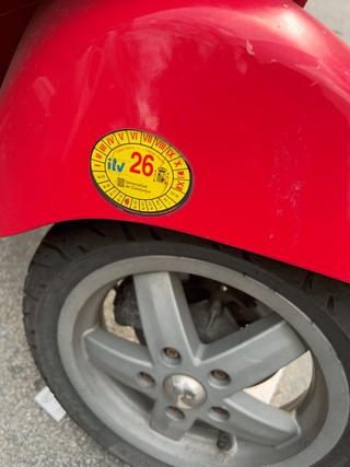 Vespa Piaggio LX 125