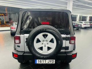Jeep Wrangler Unlimited 2.8 CRD Sport AUTOMATICO
