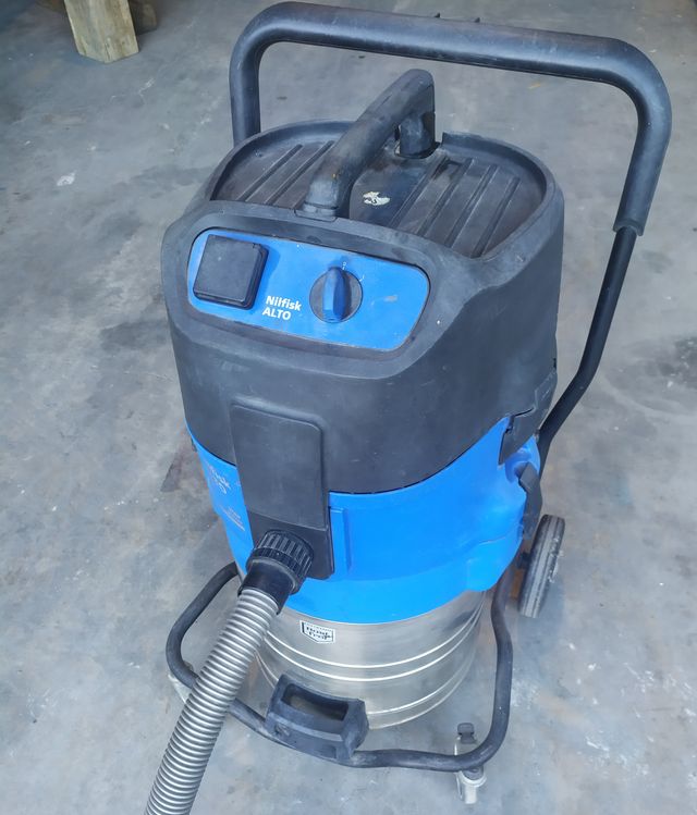 Aspirador Industrial Nilfisk ATTIX 751-11