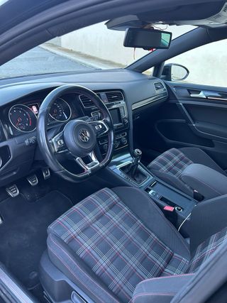 Volkswagen Gti perfomance 2014