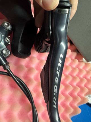 Leva freno e pinze Shimano Ultegra R8070 e batteria