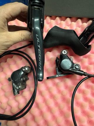 Leva freno e pinze Shimano Ultegra R8070 e batteria