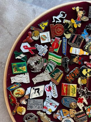 Lote de Pins Colección Años 70 a 2000!!