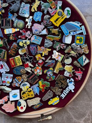 Lote de Pins Colección Años 70 a 2000!!