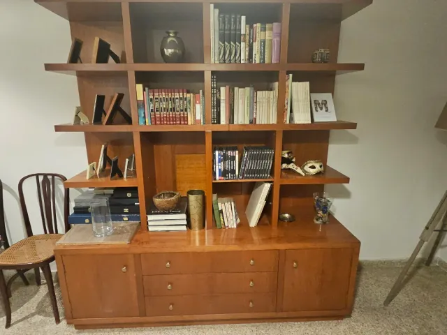 Estantería madera maciza artesanal