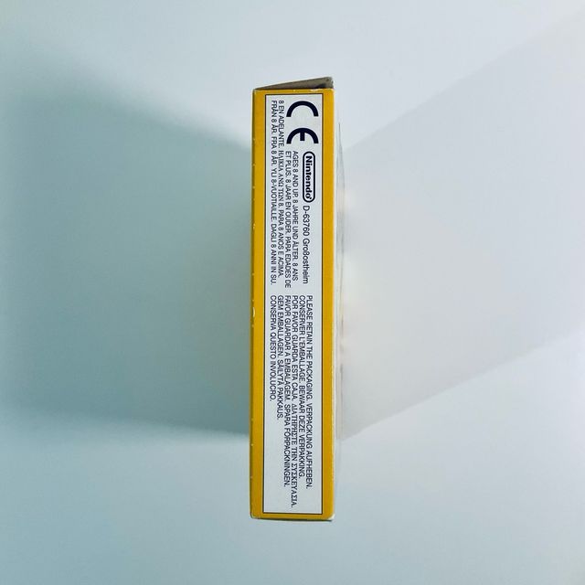 Pokemon Pikachu Amarillo Game Boy Color GBC