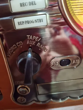 Equipo Música Suntech Retro Tocadiscos CD