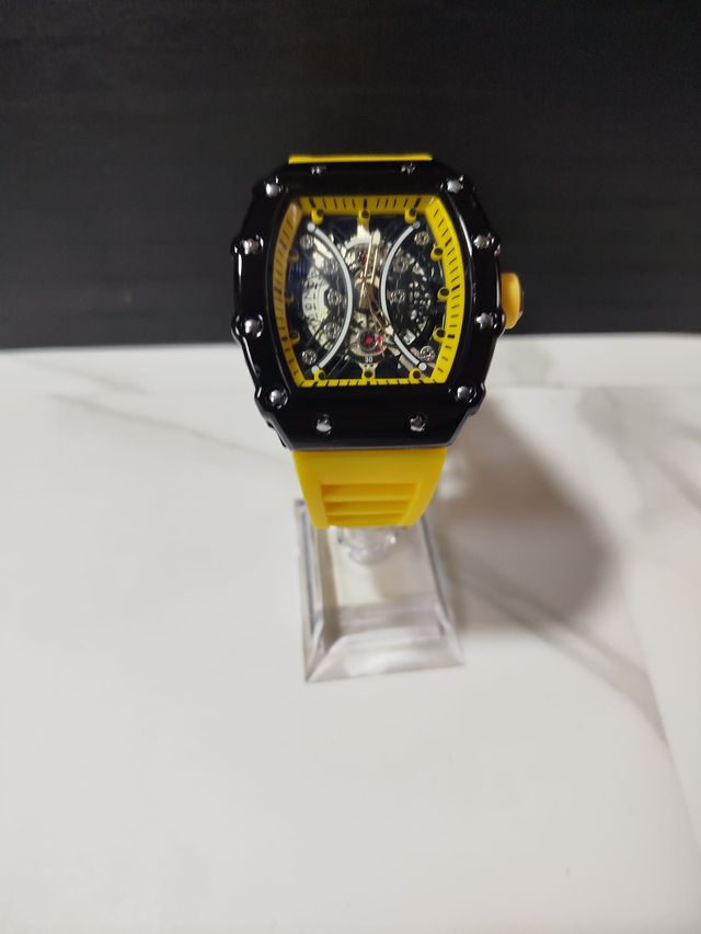 Reloj style Richard Amarillo 40 mm