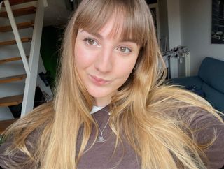 Profesora particular de ciencias e inglés .