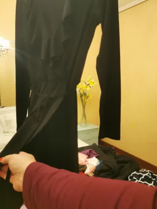 Vestido negro manga larga 40