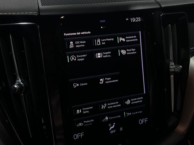 Volvo XC60 2021 B5 AWD