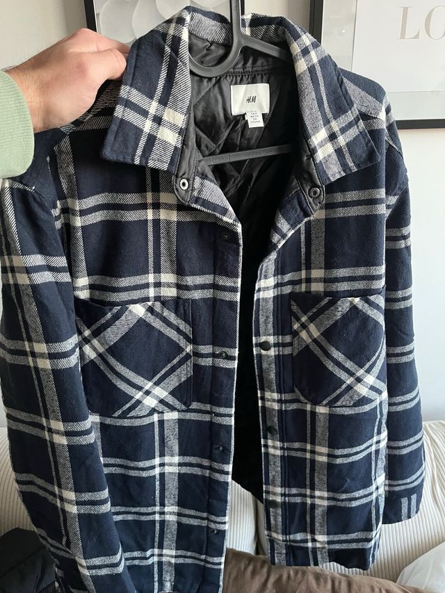 Abrigo H&M cuadros hombre