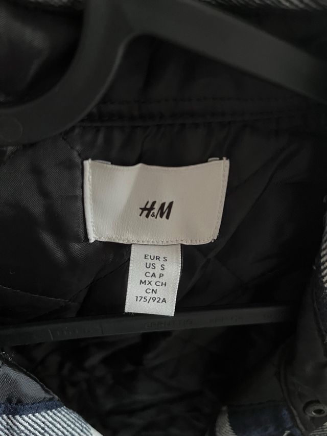 Abrigo H&M cuadros hombre