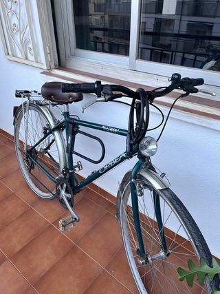 Bicicleta Orbea paseo con candado