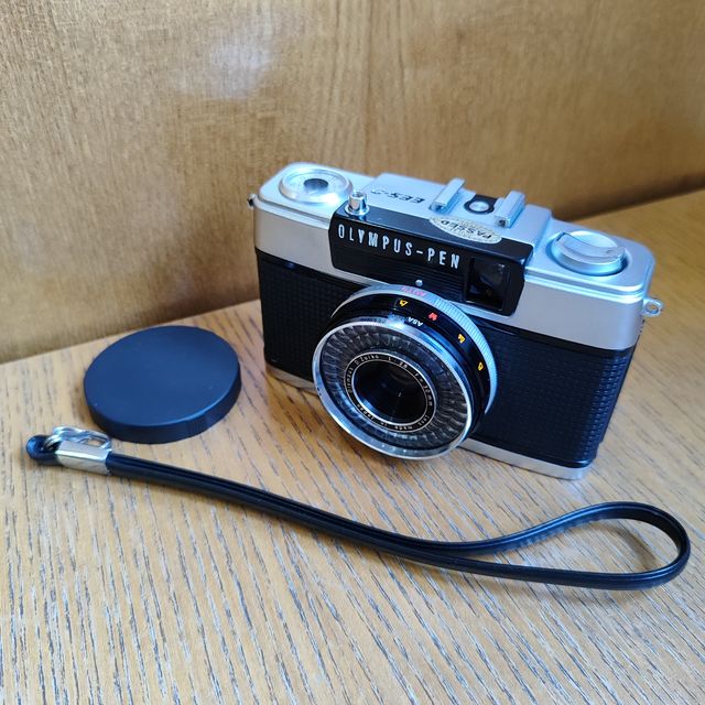 Cámara Olympus Pen EES-2