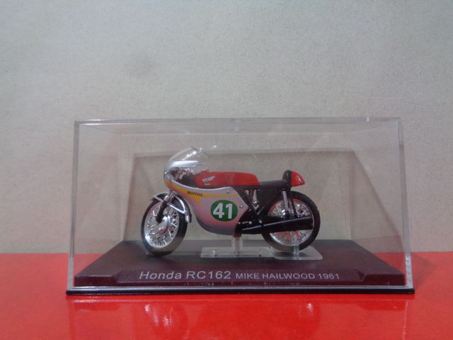 Honda RC162 Mike Hailwood 1961 1/24