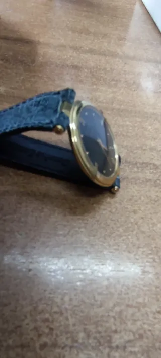 Orologio altanus vintage nero e oro vintage