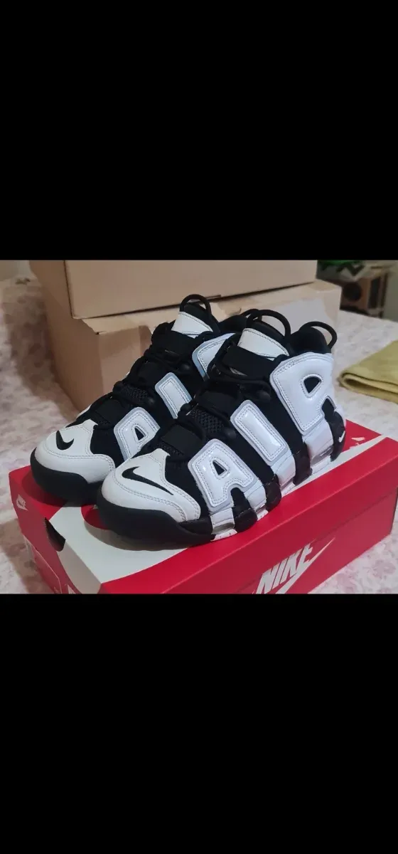 Zapatillas Nike Air More Uptempo Negro Blanco