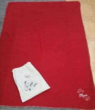 Manta Minnie Mouse Disney Corazones
