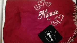 Manta Minnie Mouse Disney Corazones