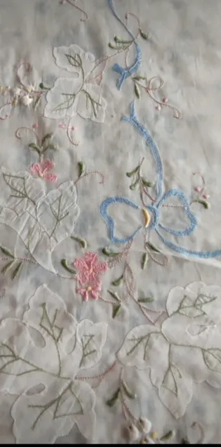 Tovaglia lino ricamata a mano rettangolare x12