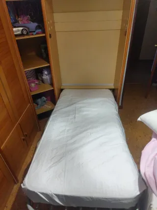 Cama turca de madera Y colchón