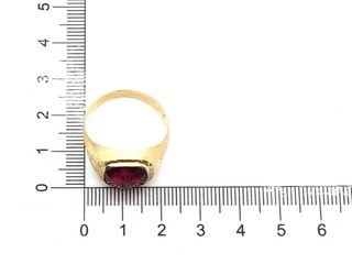 sello oro 18k con piedra con circonita