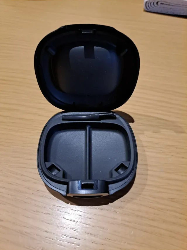 Funda para audífonos Oticon negra