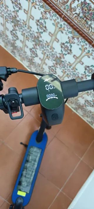 Patinete Eléctrico Reebok Azul