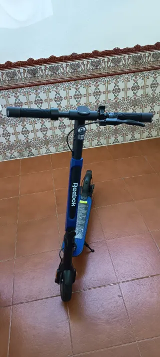 Patinete Eléctrico Reebok Azul