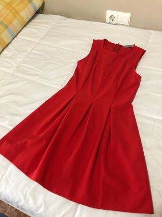 Vestido Bershka Rojo Talla M