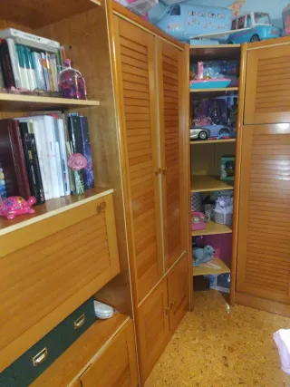 Mueble modular madera y cama turca