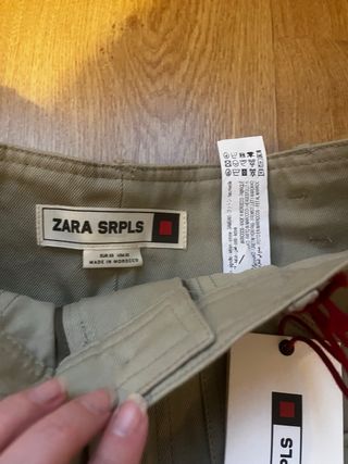 Pantalón Zara SPRLS verde Ancho