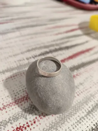 Anillo de plata liso