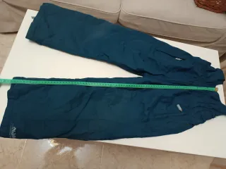 Pantalón de nieve y manoplas