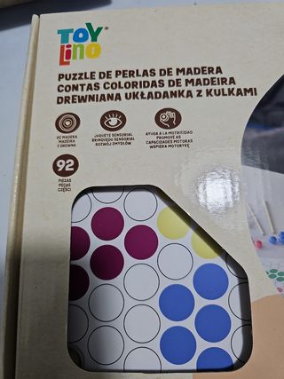 Puzzle de perlas de madera Toy Lino