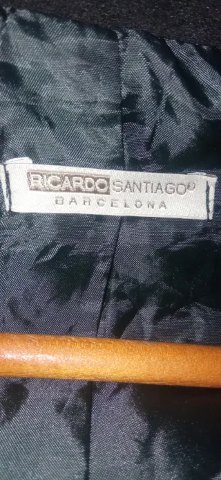 Abrigo negro mujer doble botonadura