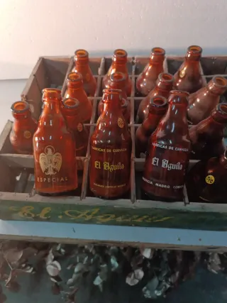 Botellas Cerveza El Águila Marrones