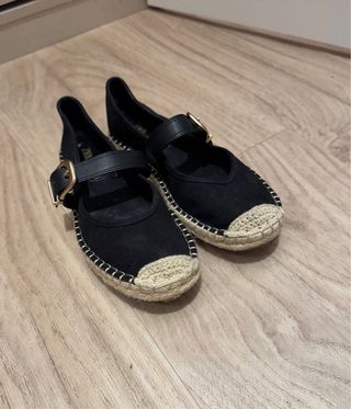 Alpargatas Zara Negras con Correa y Hebilla