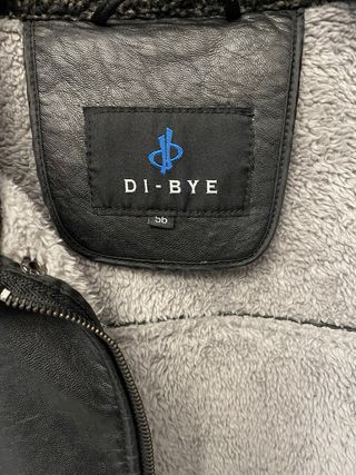 Abrigo de piel DI-BYE negro