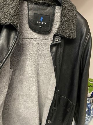 Abrigo de piel DI-BYE negro