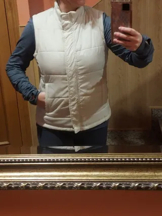 Chaleco acolchado mujer beige