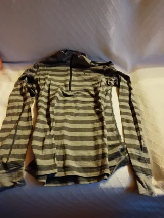 Camiseta merino kari traa