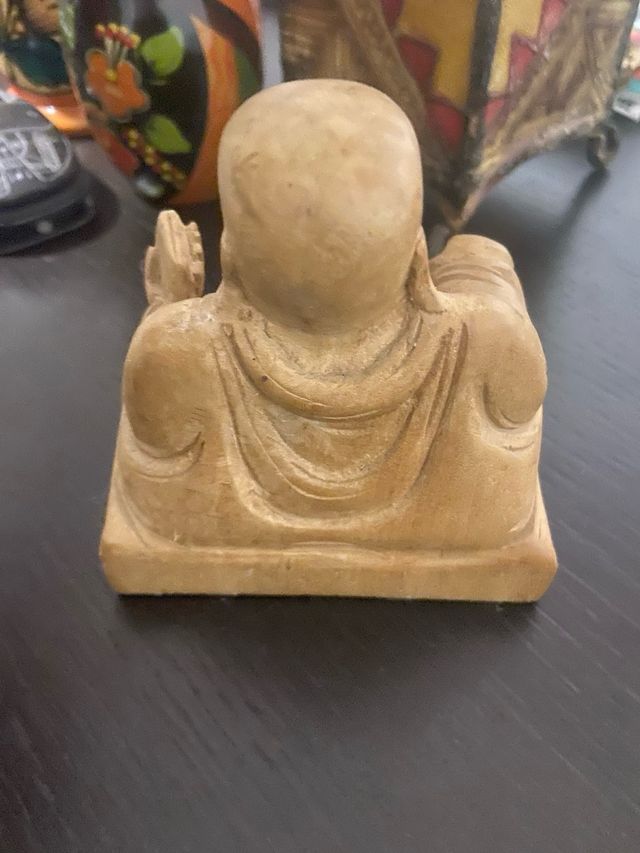 Statua Buddha in legno