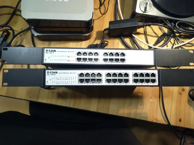 2 switch Gigabit D-Link 16 e 24 porte