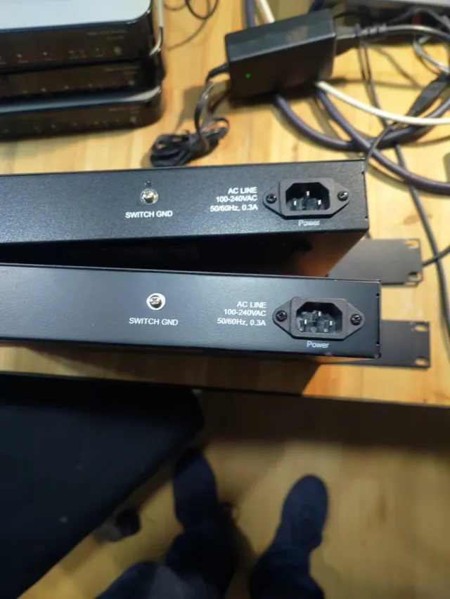 2 switch Gigabit D-Link 16 e 24 porte